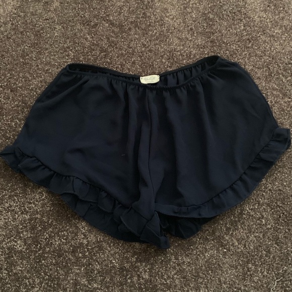 Brandy Melville Pants - Navy Blue Brandy Melville/John Galt Shorts